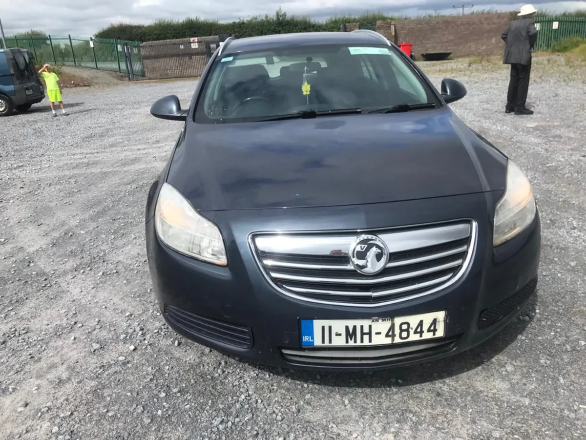 Vauxhall Insignia 2.0 CDTI EXCLUSIVE 130PS 5DR AUT - Image 2