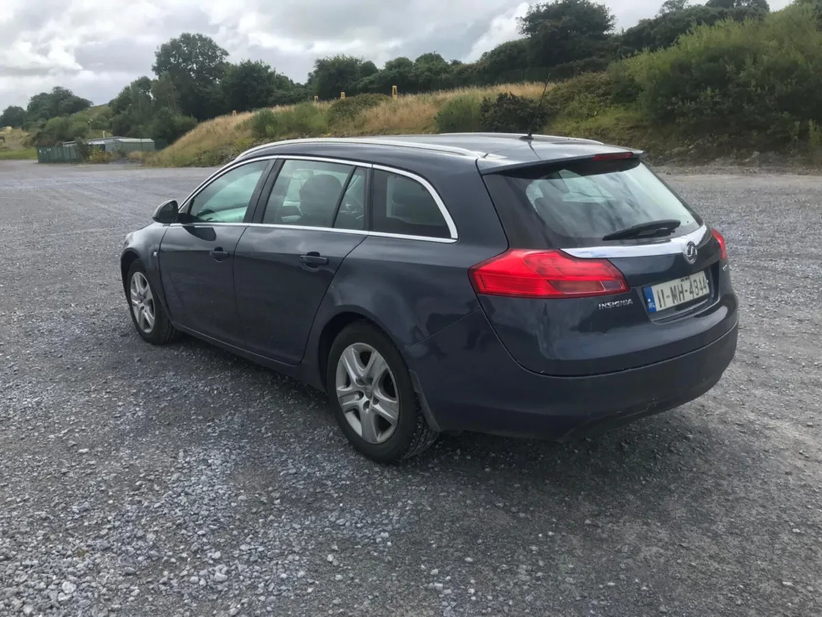 Vauxhall Insignia 2.0 CDTI EXCLUSIVE 130PS 5DR AUT - Image 4