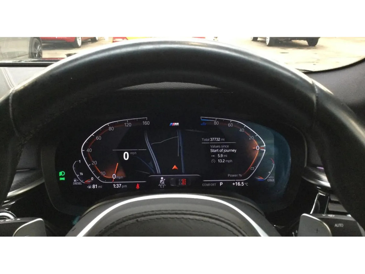 BMW 5-Series M SPORT MHEV AUTO 520 D - Image 4