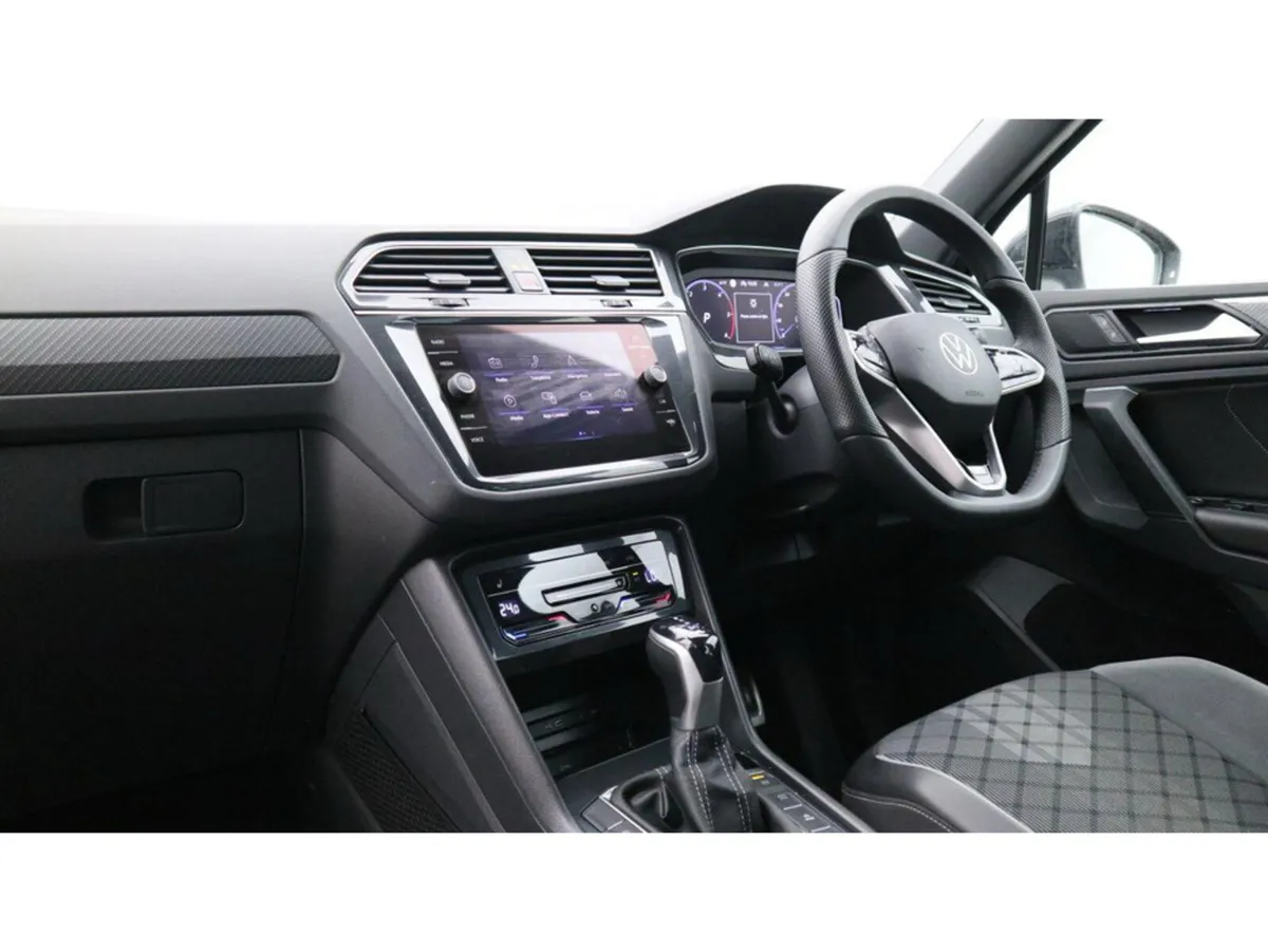Volkswagen Tiguan R-LINE TDI S-A DSG - Image 3