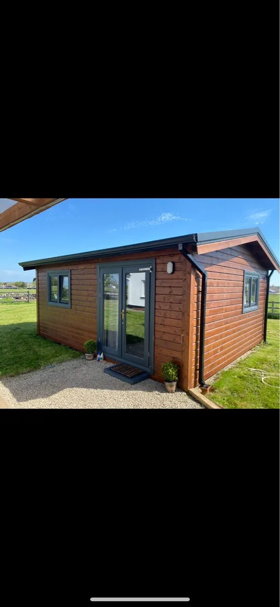 One bed Log Cabin - Image 1