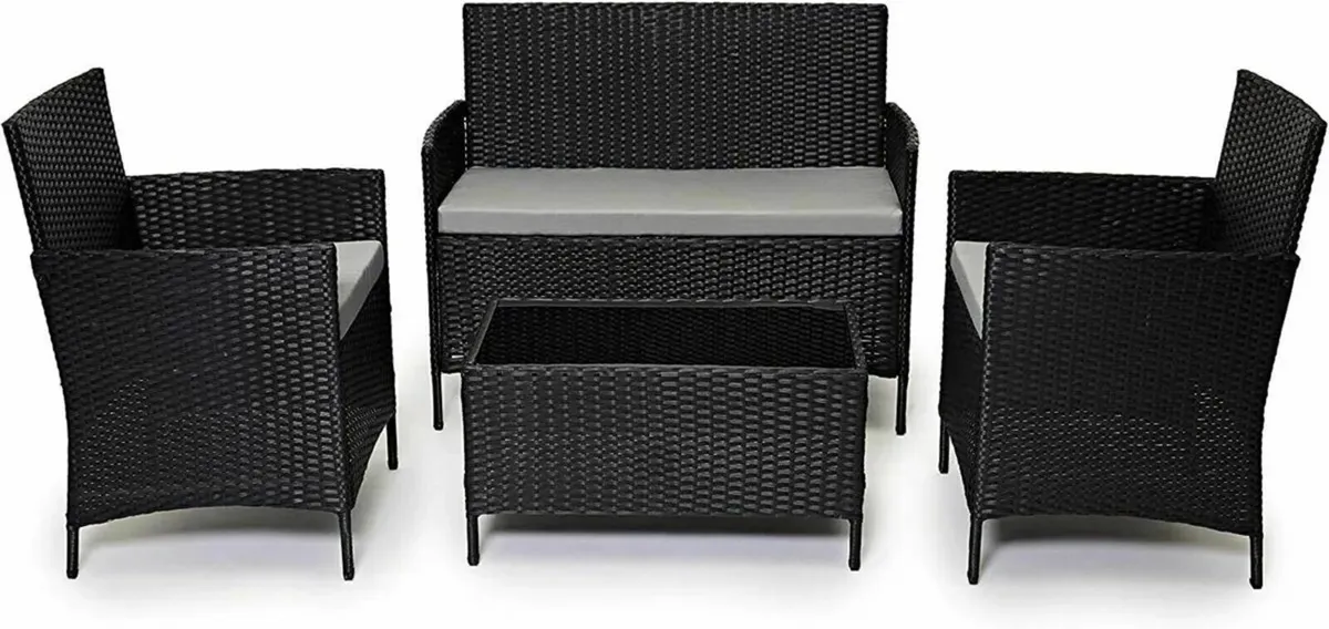 4-Piece Rattan Garden Furniture Set - Image 1