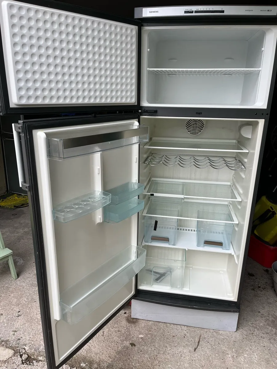 Siemens Fridge Freezer - Image 3