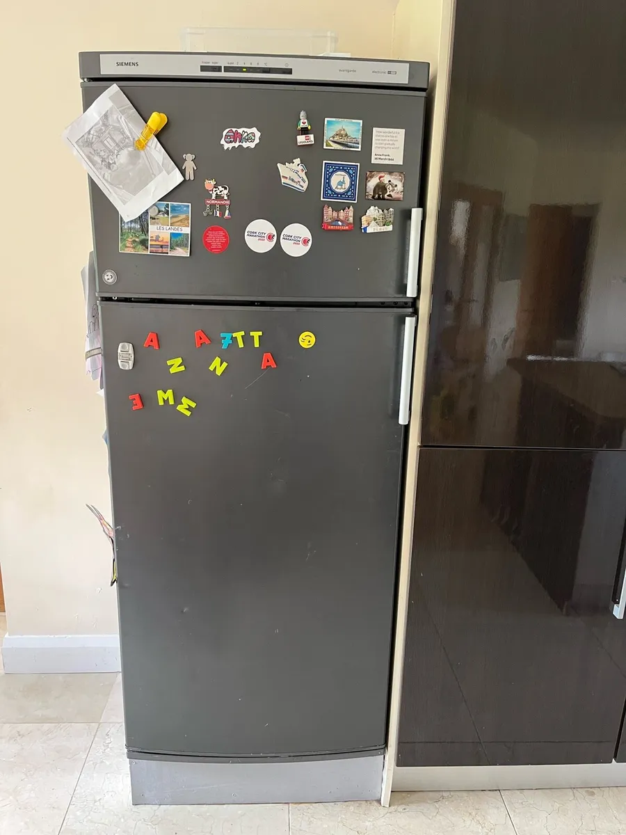 Siemens Fridge Freezer - Image 1