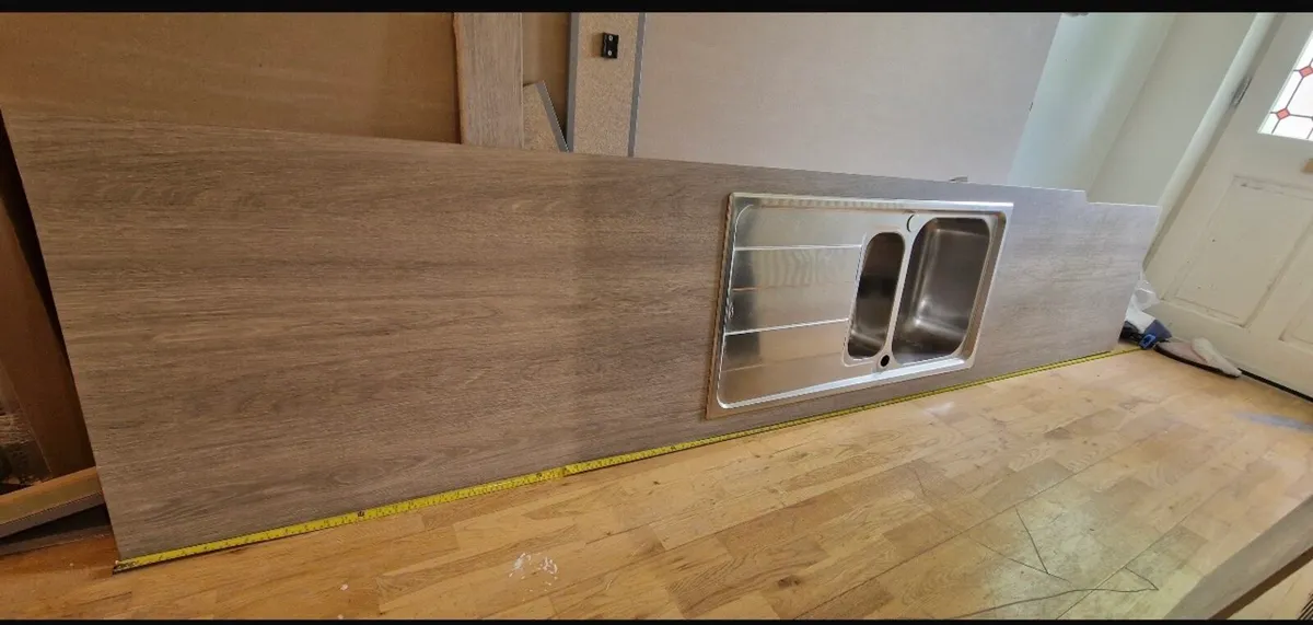 kitchen work top - Image 1