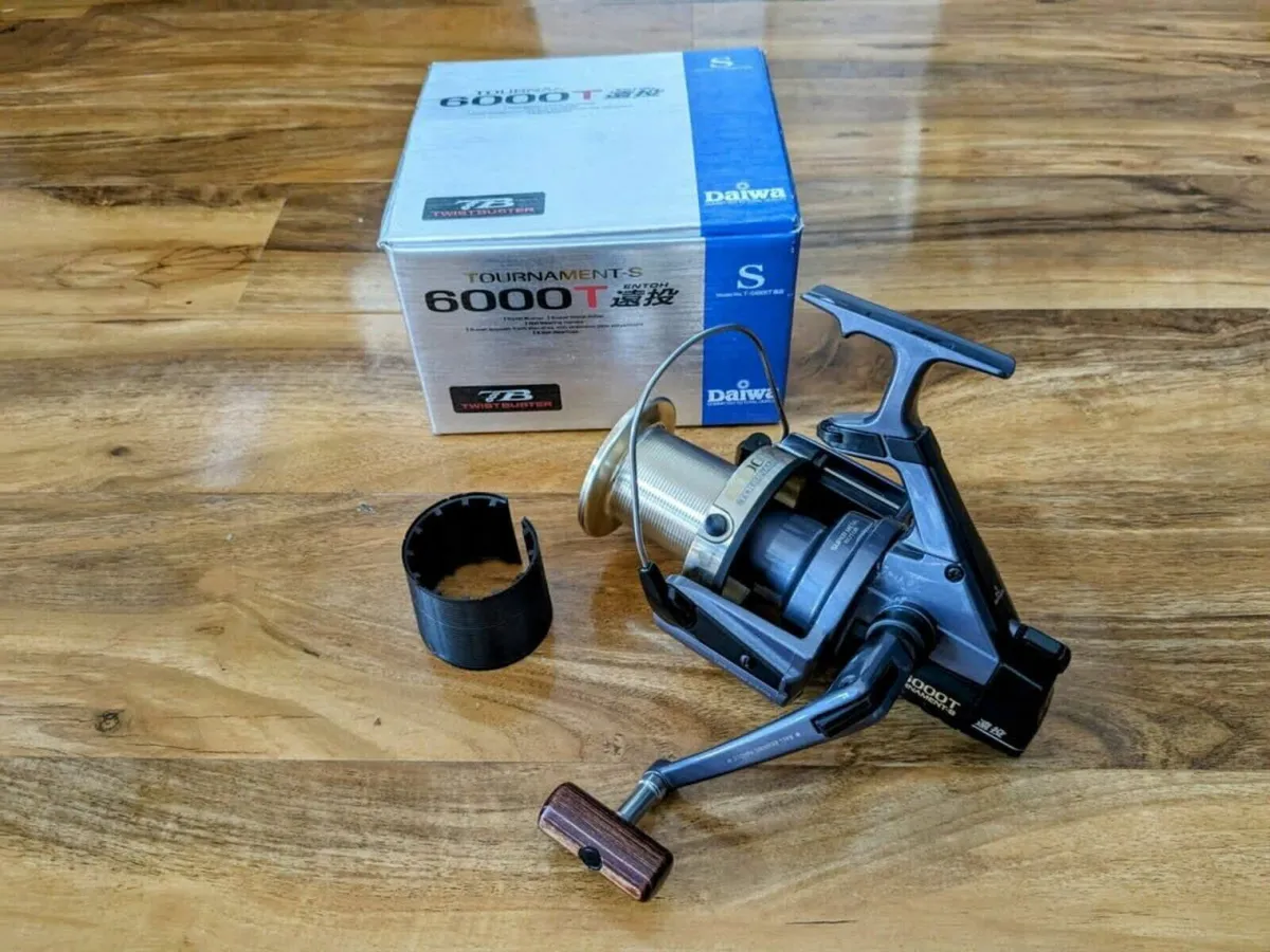 Daiwa Tournament-s 6000t carp fishing reel - Image 1