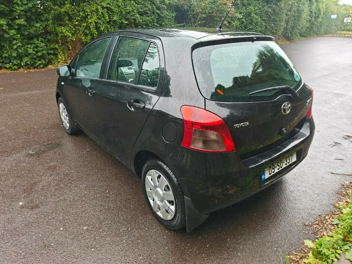 2009 Toyota Yaris 136,000 Kilometers - Image 3