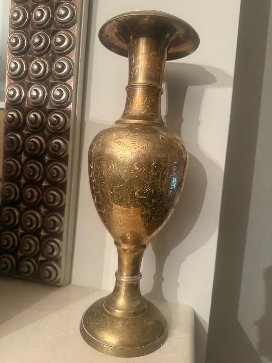 Vintage brass large vase late 79 early 80 - Image 1