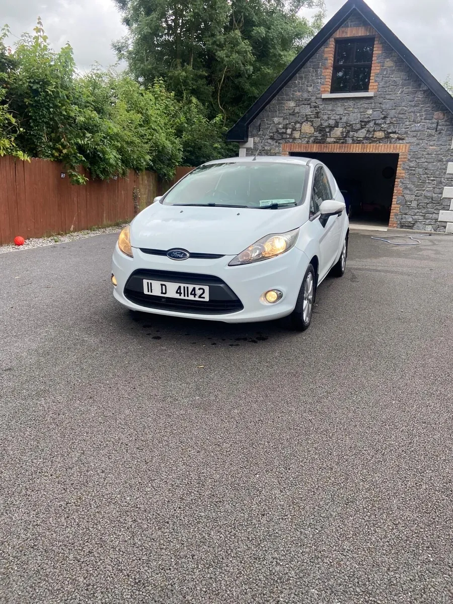 Ford fiesta van - Image 2