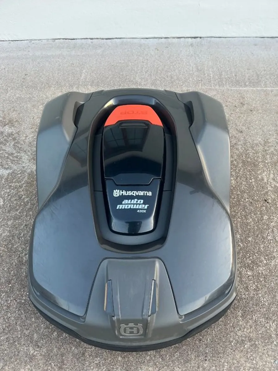 Husqvarna 430x Automower - Image 1