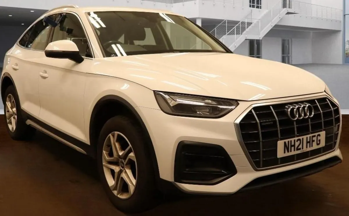 Audi Q5 2.0 TDI 40 Sport Sportback 5dr Diesel S T - Image 1