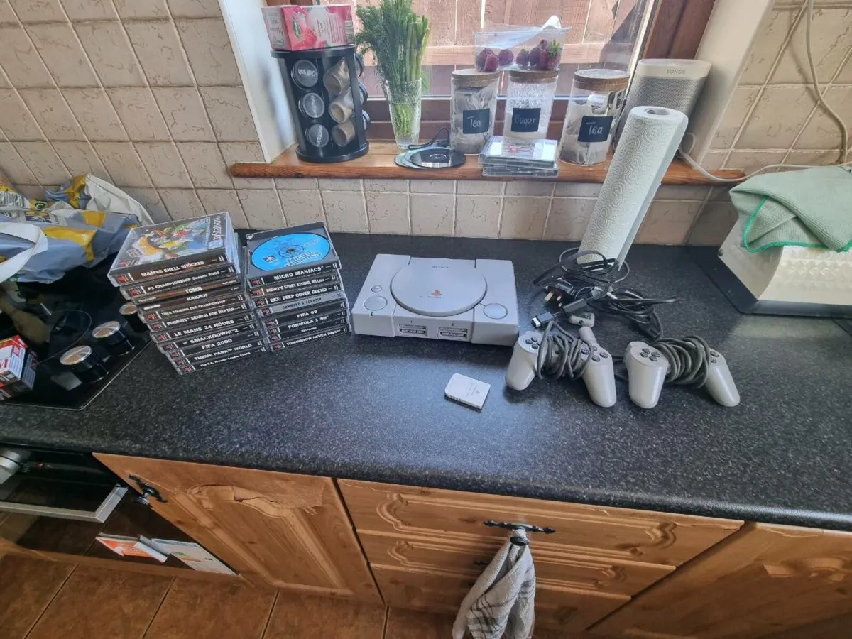 Consoles - Image 2