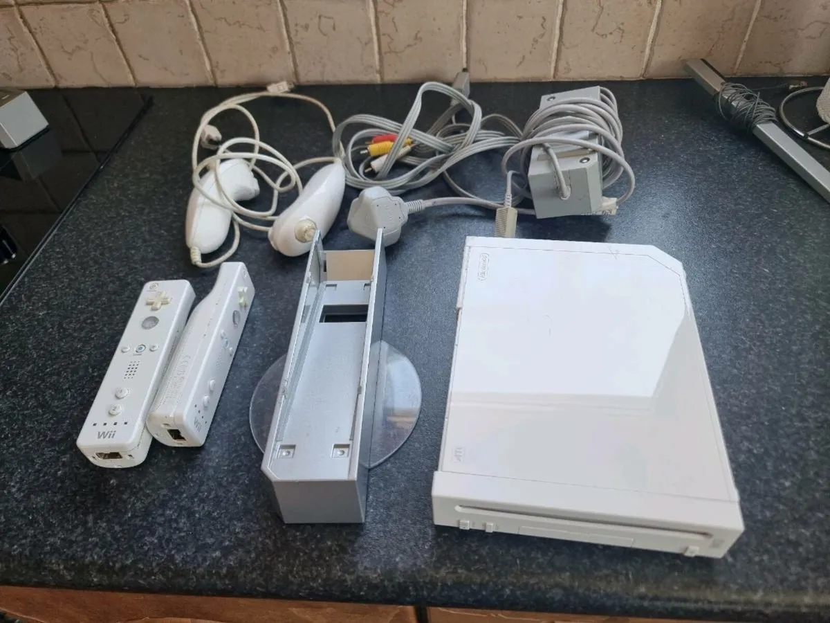 Consoles - Image 3
