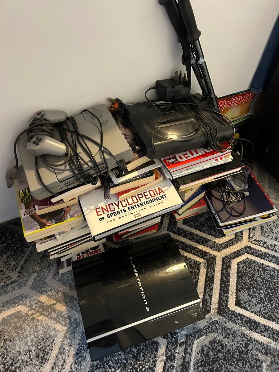 PS3 & PS1 and games - Image 1