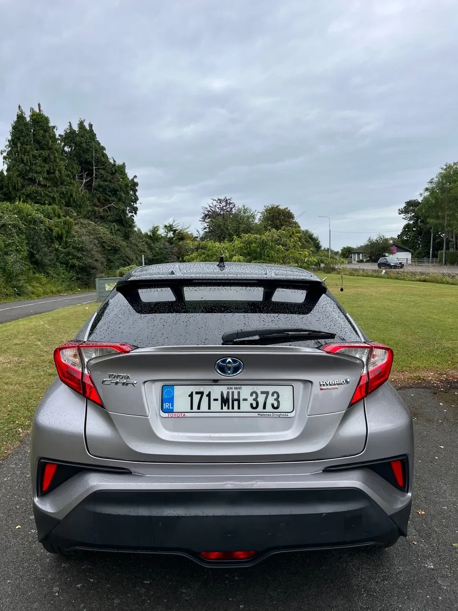 Toyota C-HR 2017 - Image 4