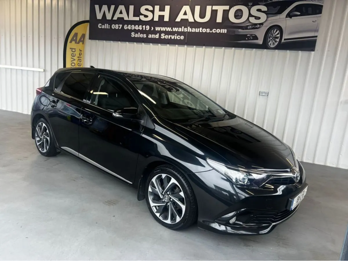 Toyota Auris 1.4 D-4d SOL 4DR - Image 1