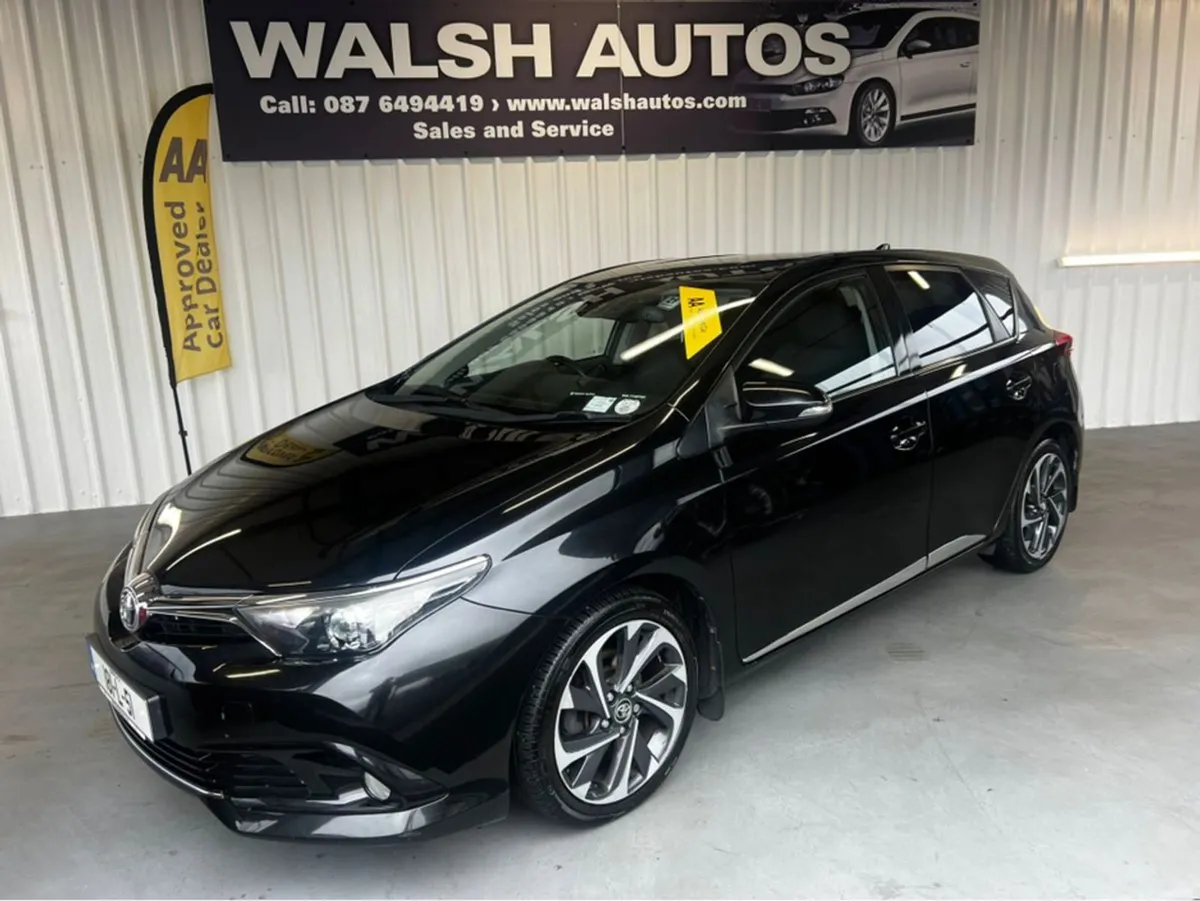 Toyota Auris 1.4 D-4d SOL 4DR - Image 2