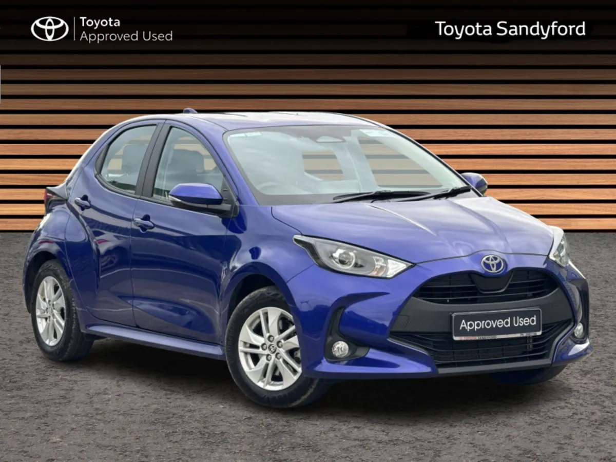 Toyota Yaris HYBRID LUNA // REAR CAMERA // TOYOTA - Image 1