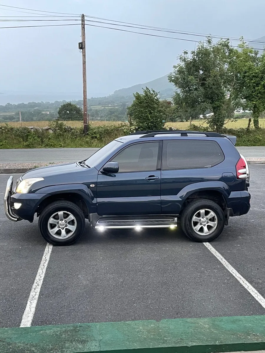 Toyota landcruiser - Image 2