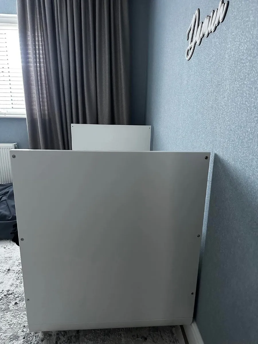 Bed - Image 2
