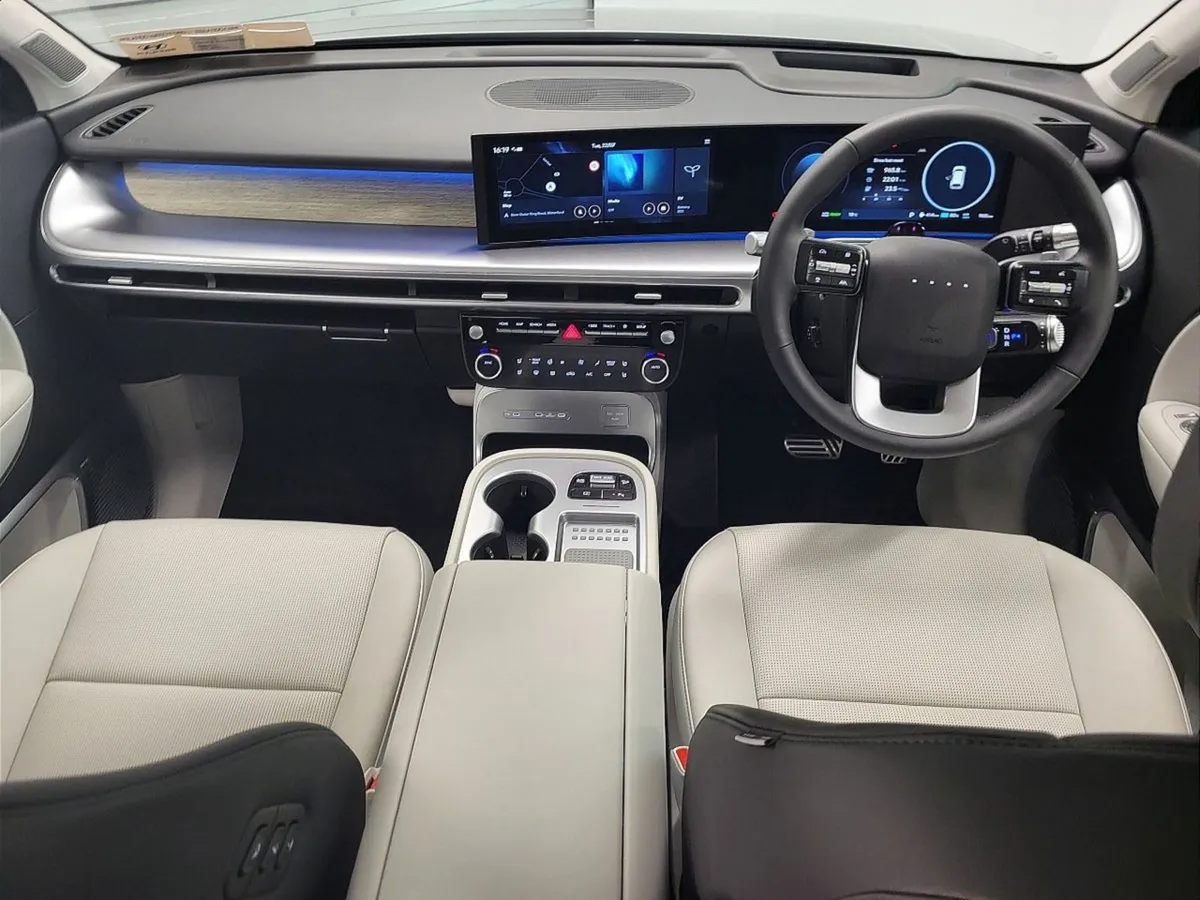 Hyundai IONIQ 9 Platinum 110kWh Finance Available - Image 4
