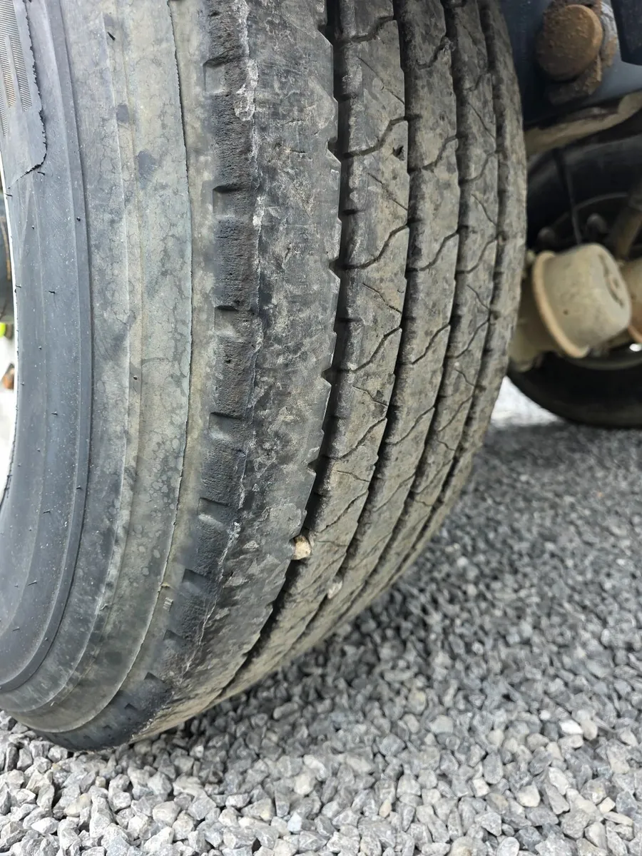 2016 Fruehauf  - Rear Steer Axle - BPW Drum Brakes - Image 3