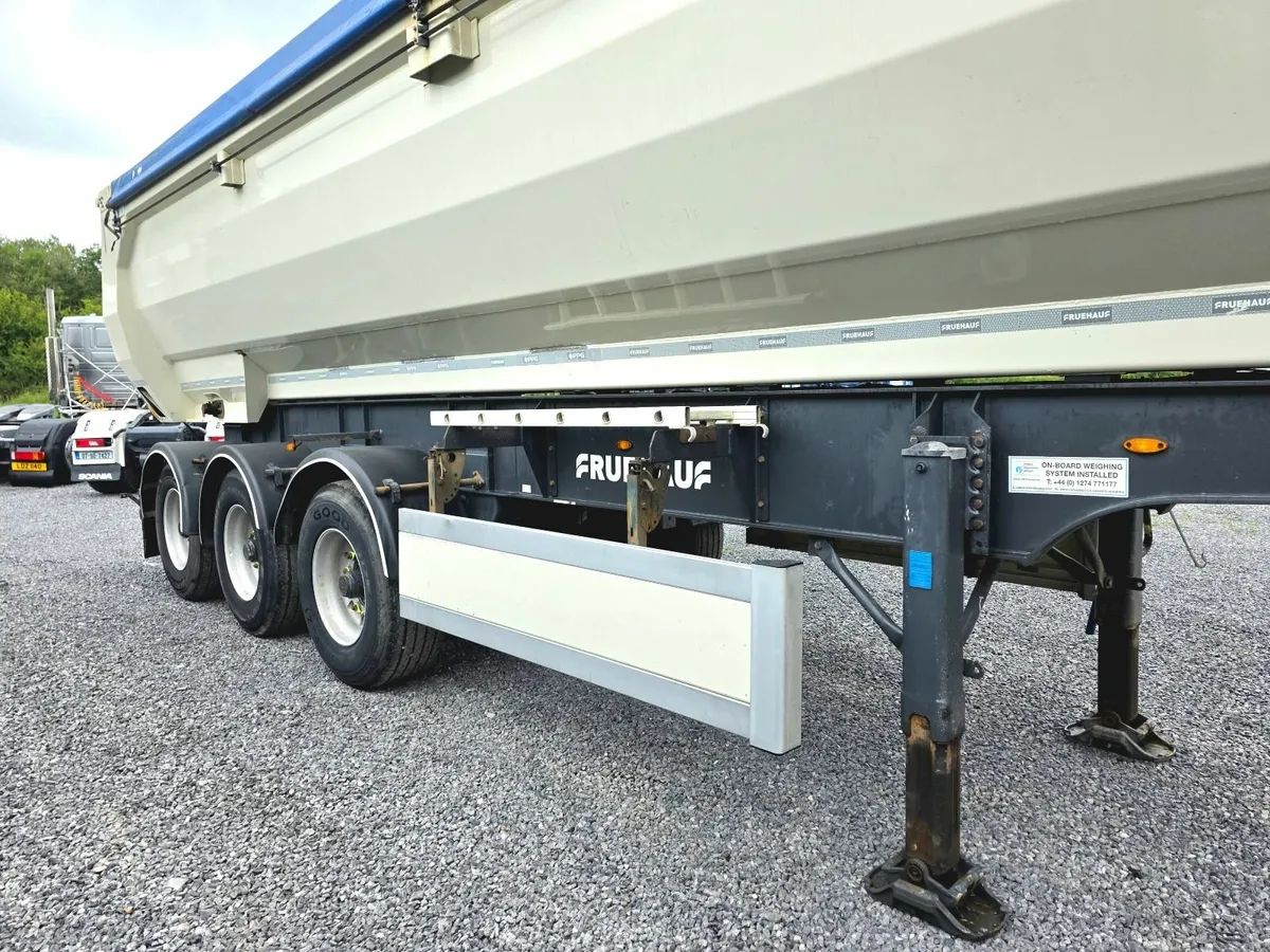 2016 Fruehauf  - Rear Steer Axle - BPW Drum Brakes - Image 4
