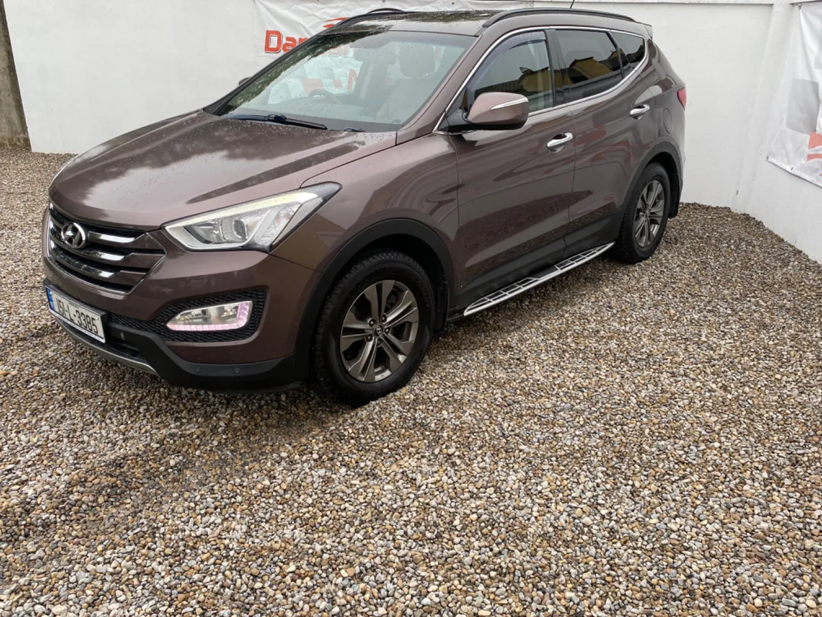 2015 Hyundai Santa Fe - Image 4