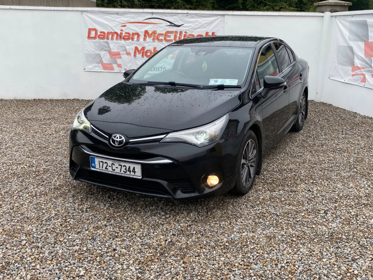 2017 Toyota Avensis D4D - Image 1