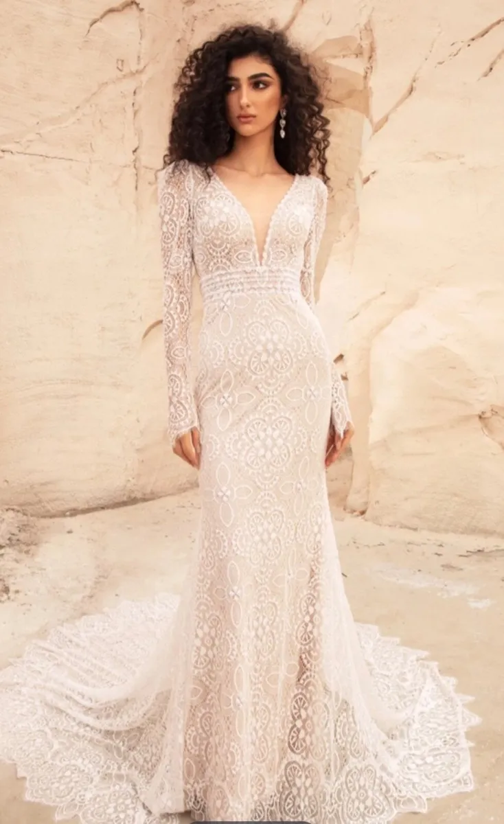 Wedding dress - Image 4