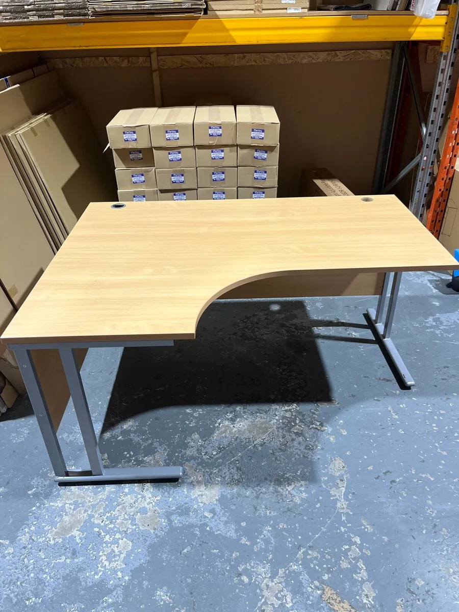 Office Desk - Image 1