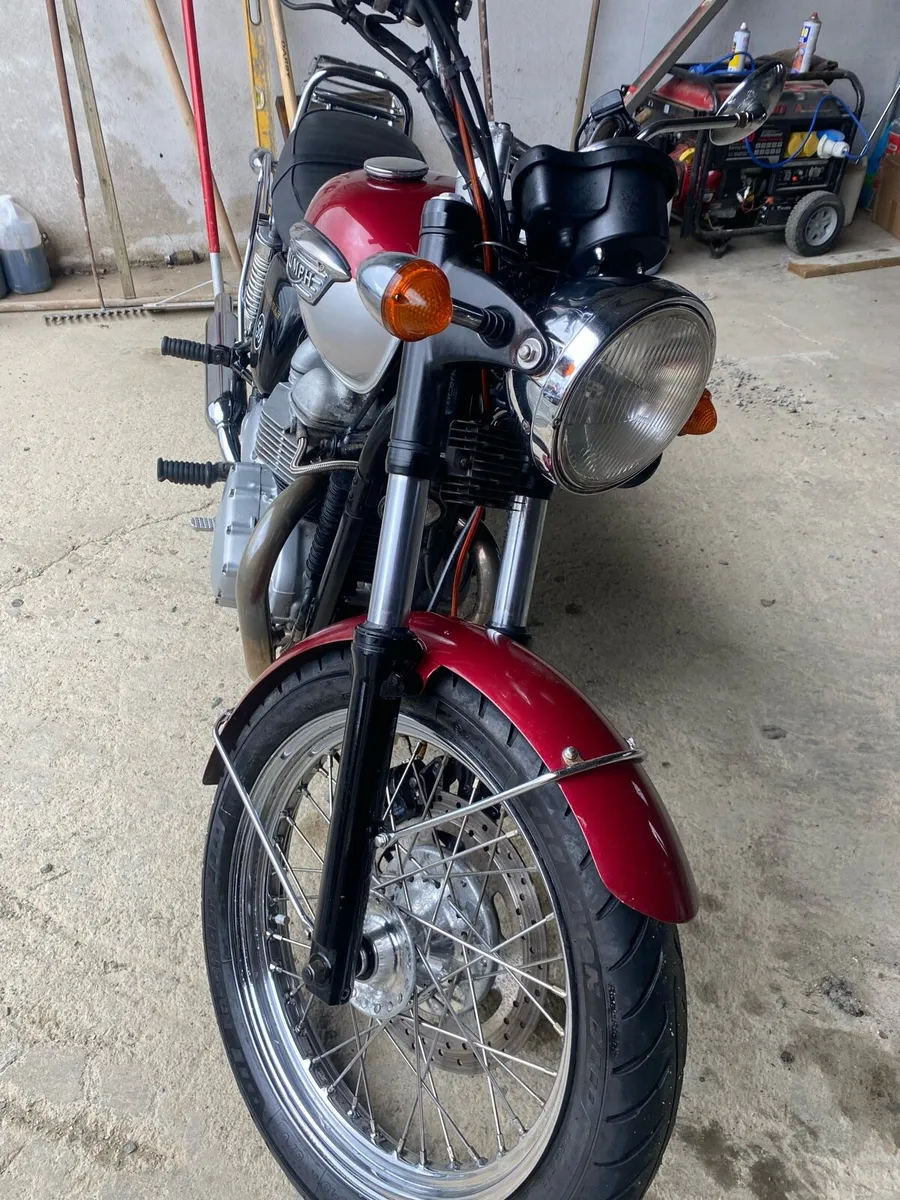 Triumph Bonneville - Image 3