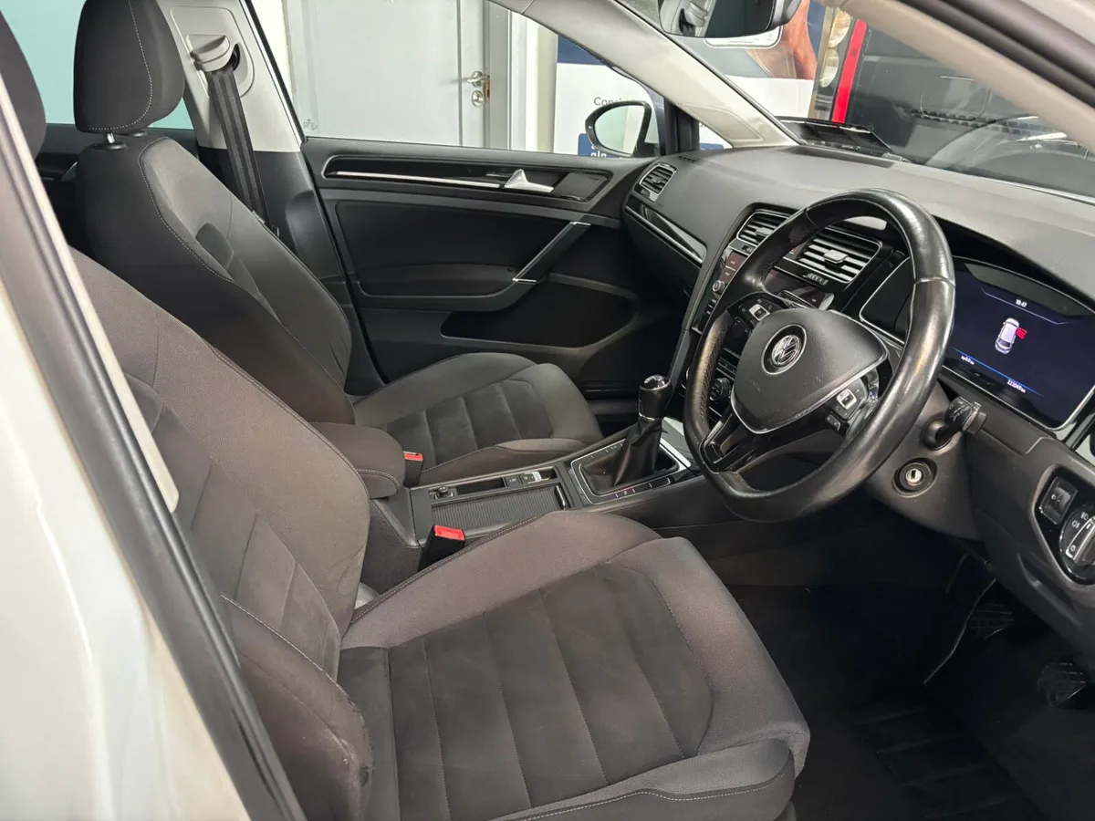 Volkswagen Golf 2018. 1.6TDI  HIGHLINE - Image 4