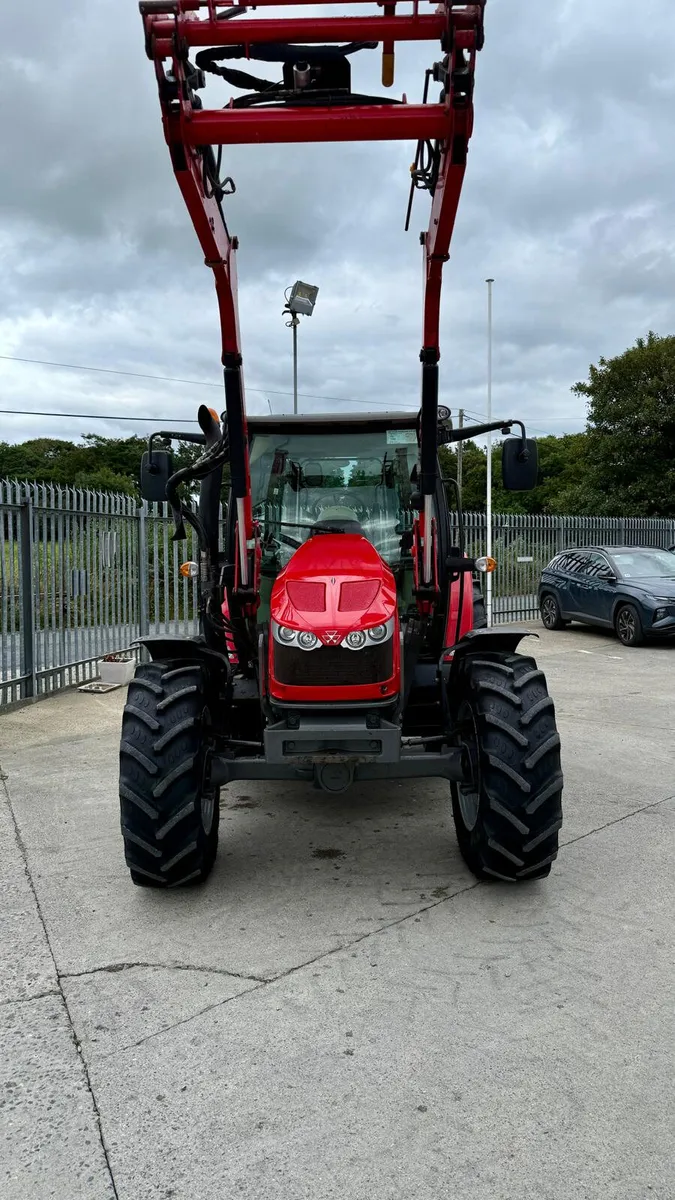 Massey Ferguson 5609 - €56,000 - No VAT - Image 3