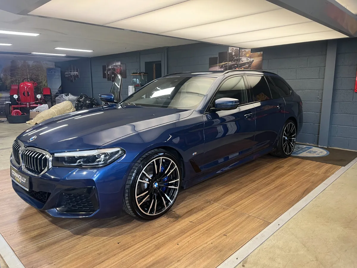 BMW 5-Series Estate M Sport 520D 2022 - Image 3