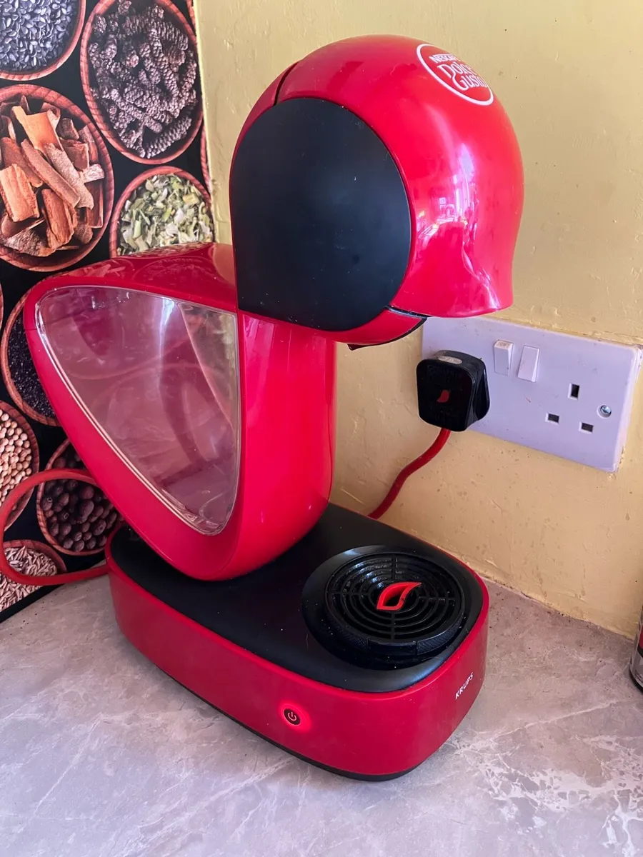 Nescafé Dolce Gusto Krups coffee machine - Image 1