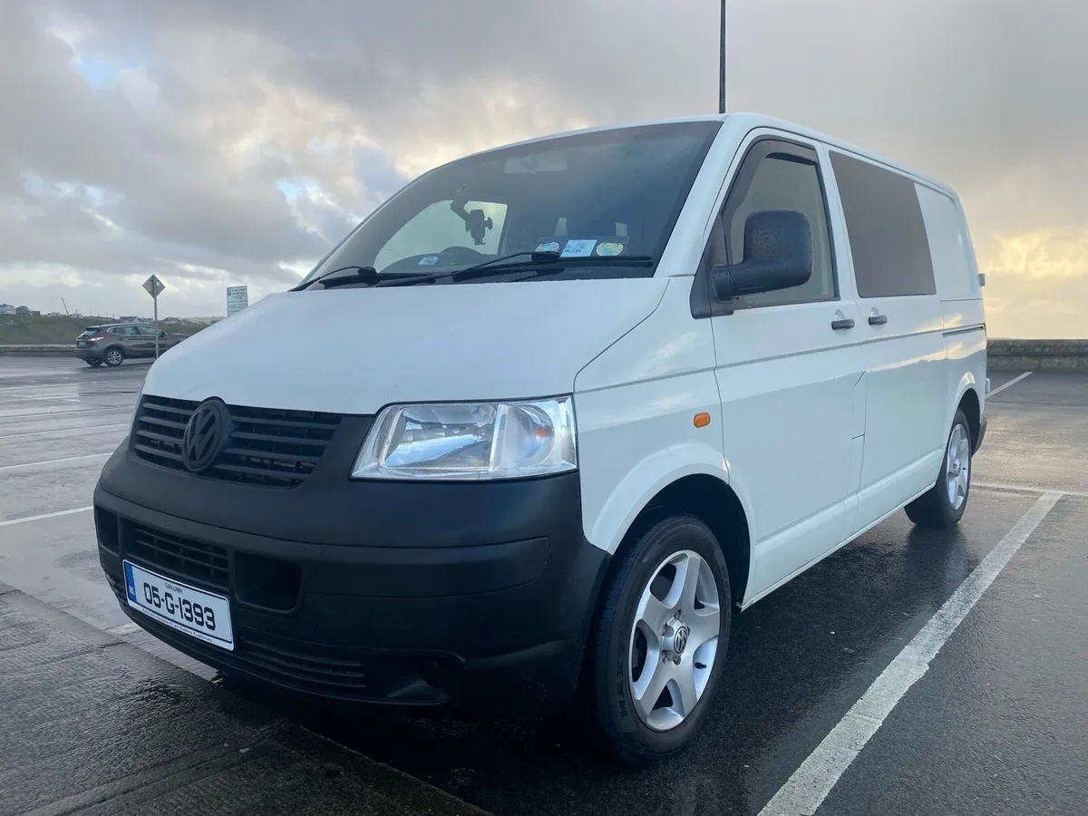 VW Transporter T5 Campervan - Image 2