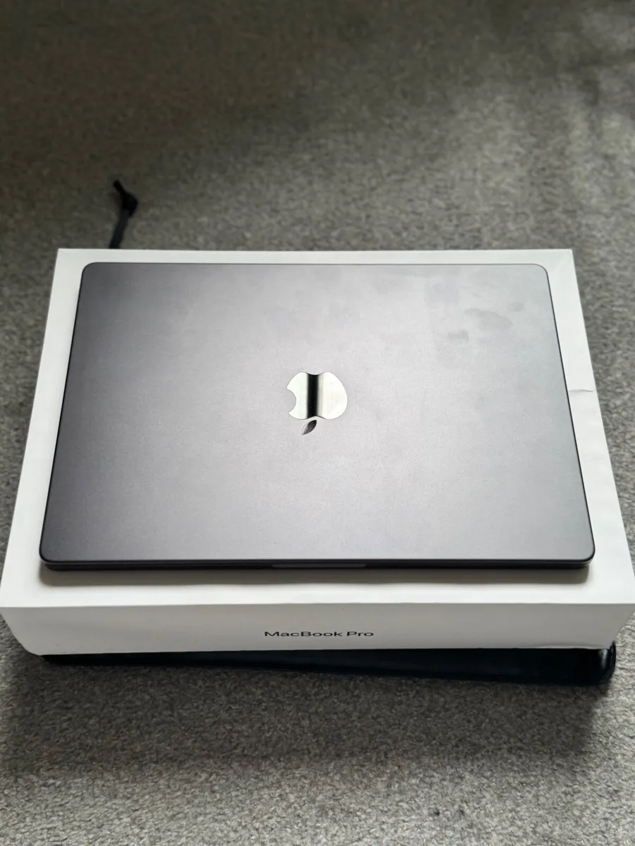 MacBook Pro 14” M3 Pro – 18GB / 512GB – Like New - Image 2