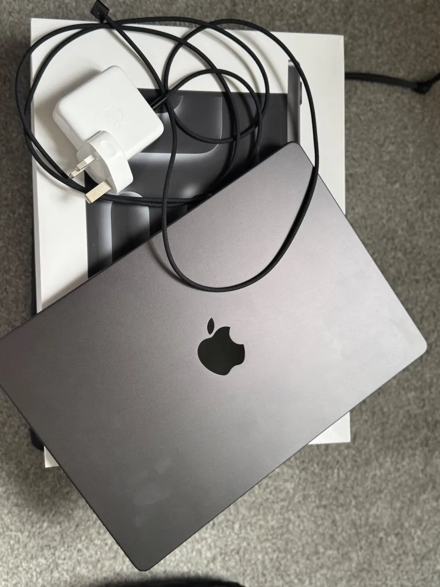 MacBook Pro 14” M3 Pro – 18GB / 512GB – Like New - Image 3