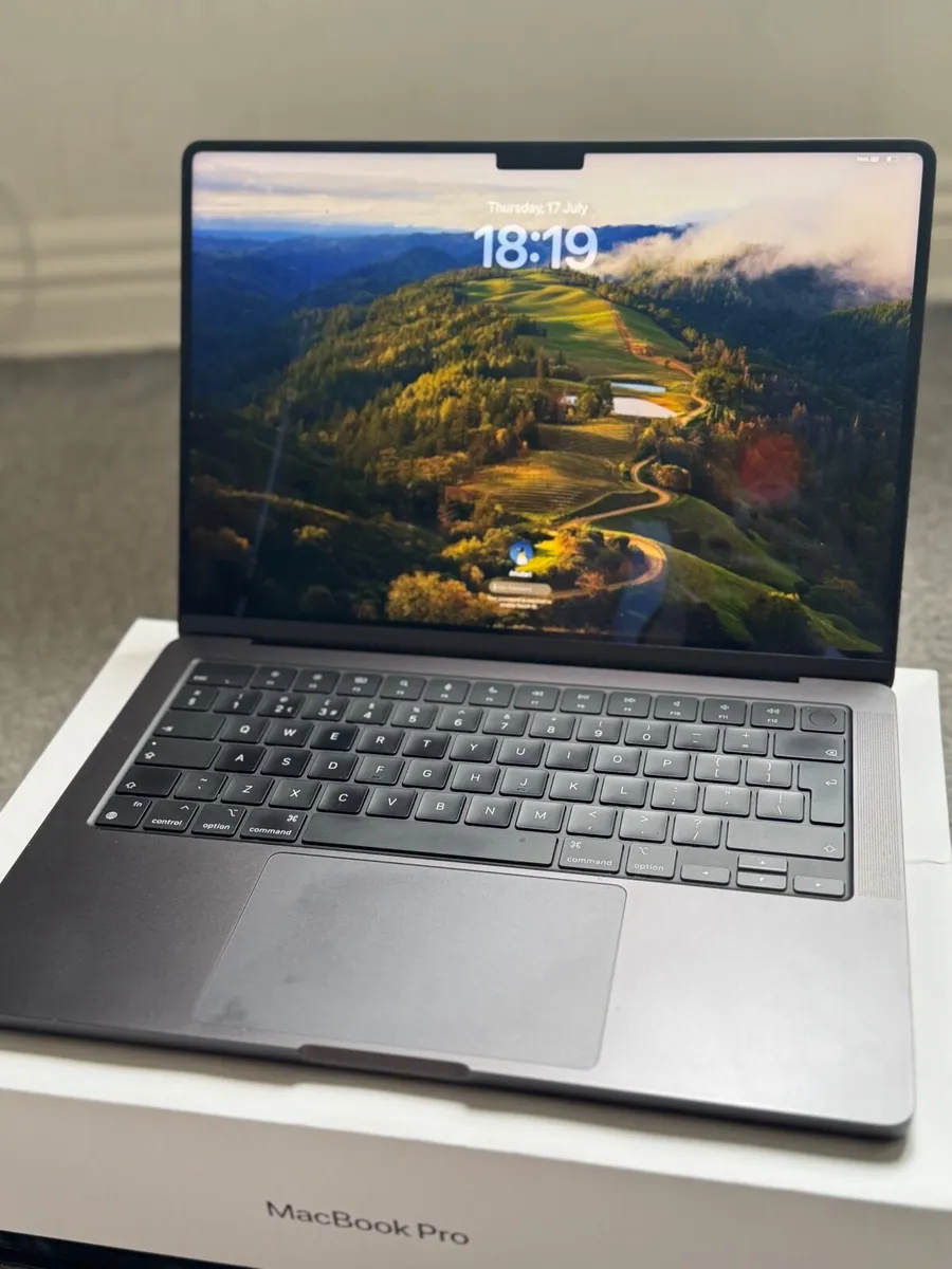 MacBook Pro 14” M3 Pro – 18GB / 512GB – Like New - Image 4