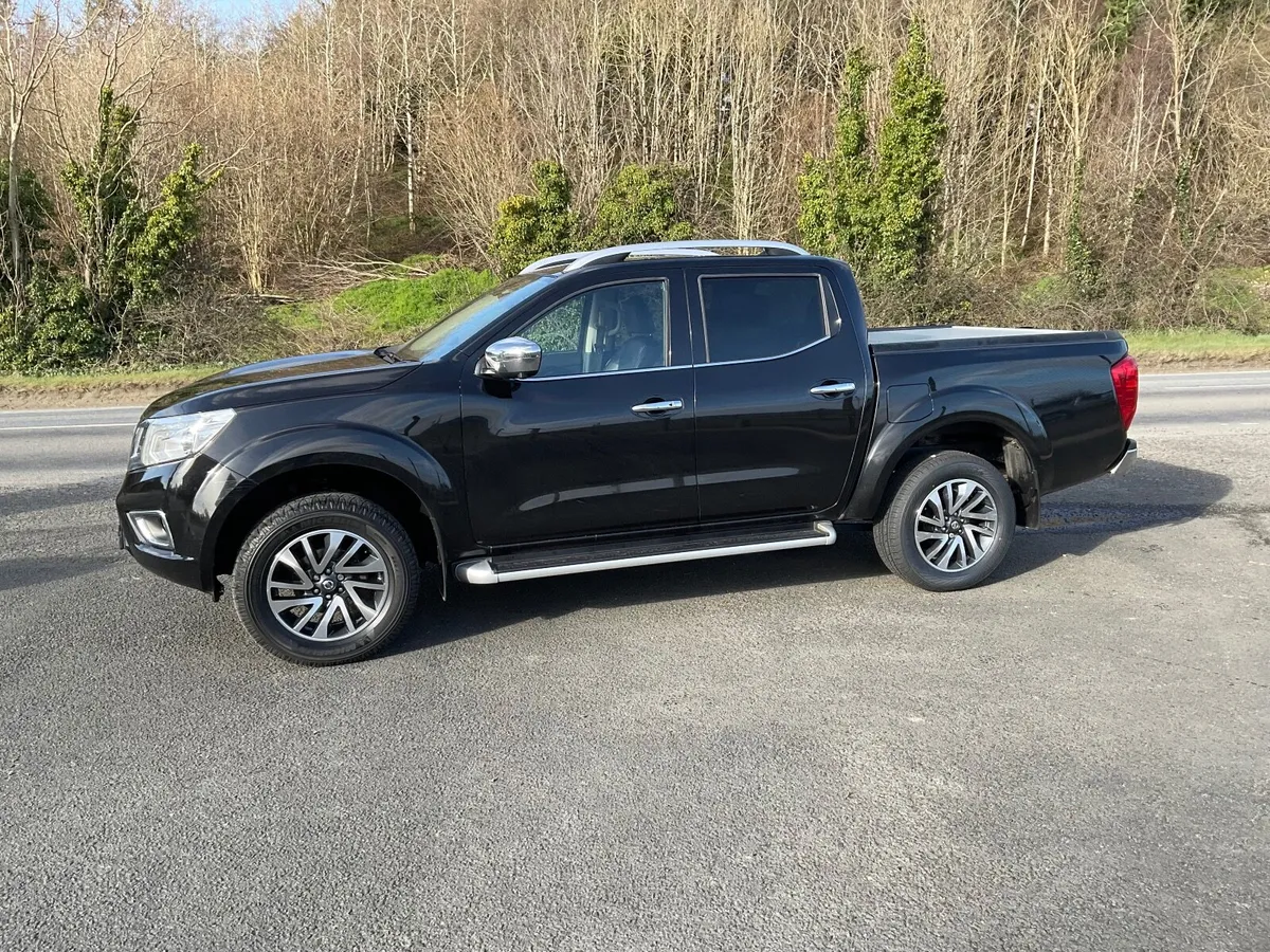 2019 Nissan Navara Tekna - Image 3