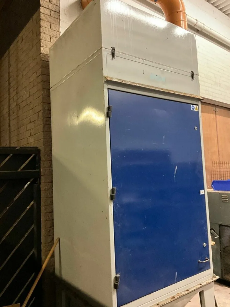 DISA AUTO M30E 3 PHASE DUST EXTRACTOR - Image 4
