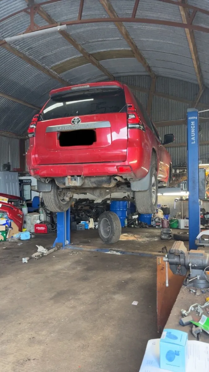 Landcruiser parts - Image 3