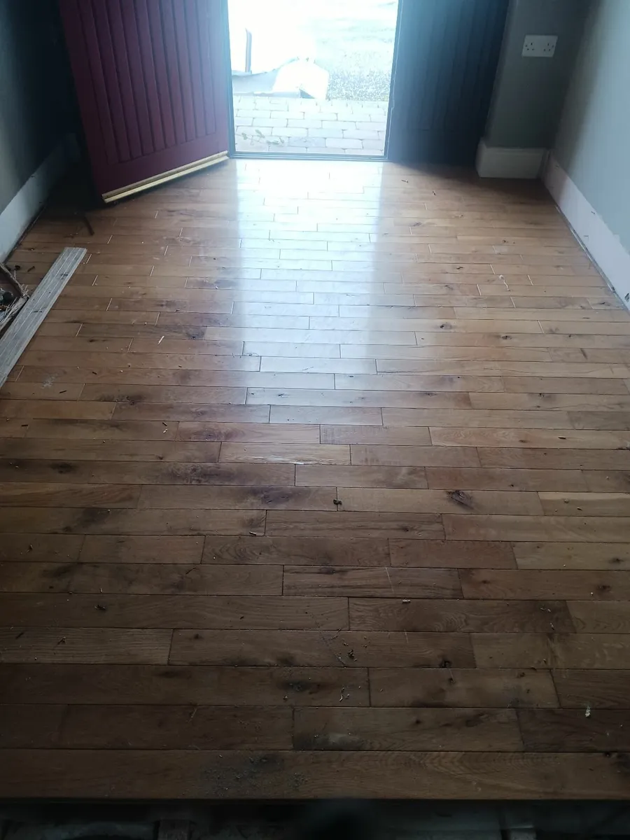 Wooden flooring  oak