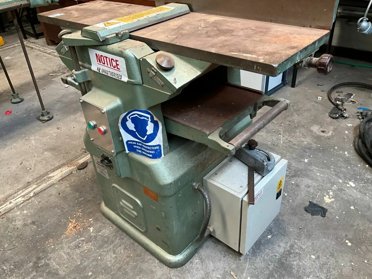 WADKIN BURSGREEN 12B 3 PHASE THICKNESS PLANER - Image 3