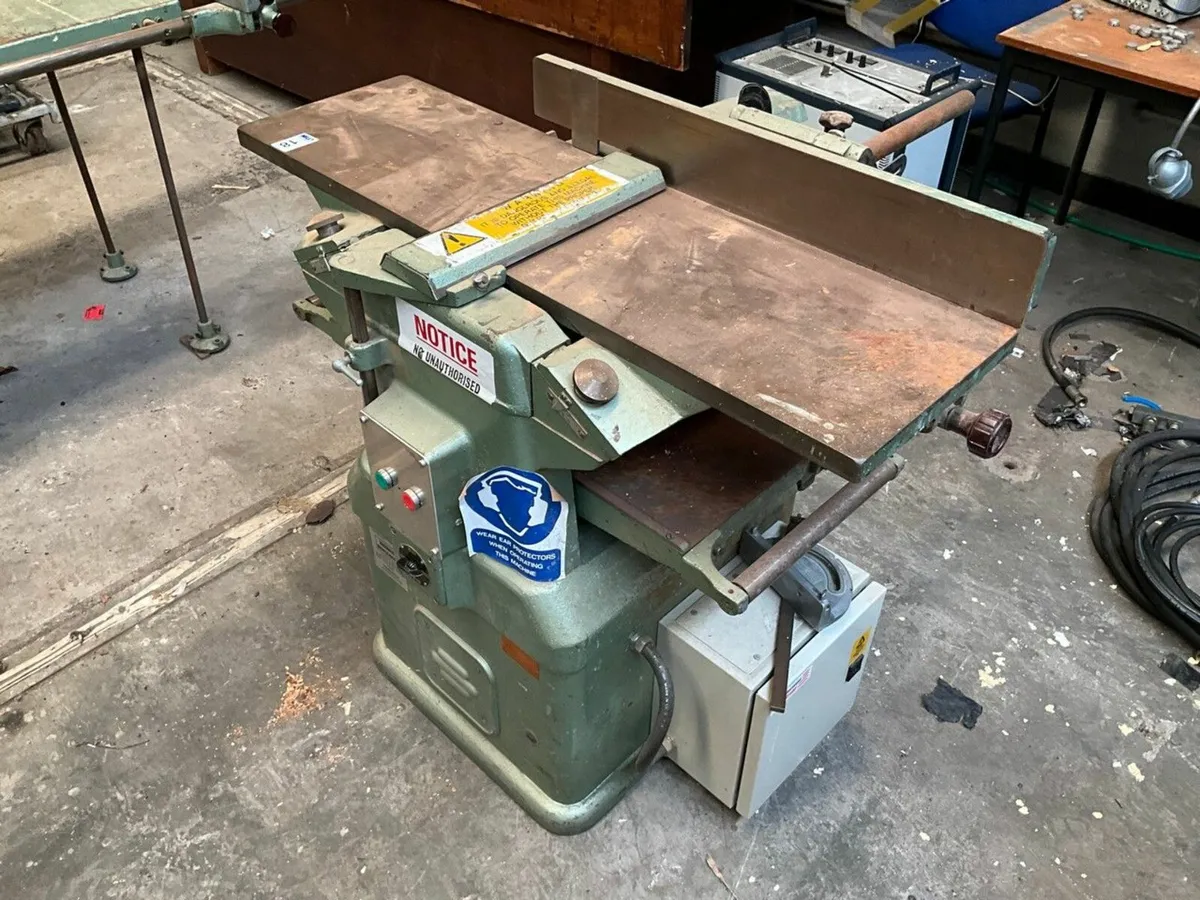 WADKIN BURSGREEN 12B 3 PHASE THICKNESS PLANER - Image 4