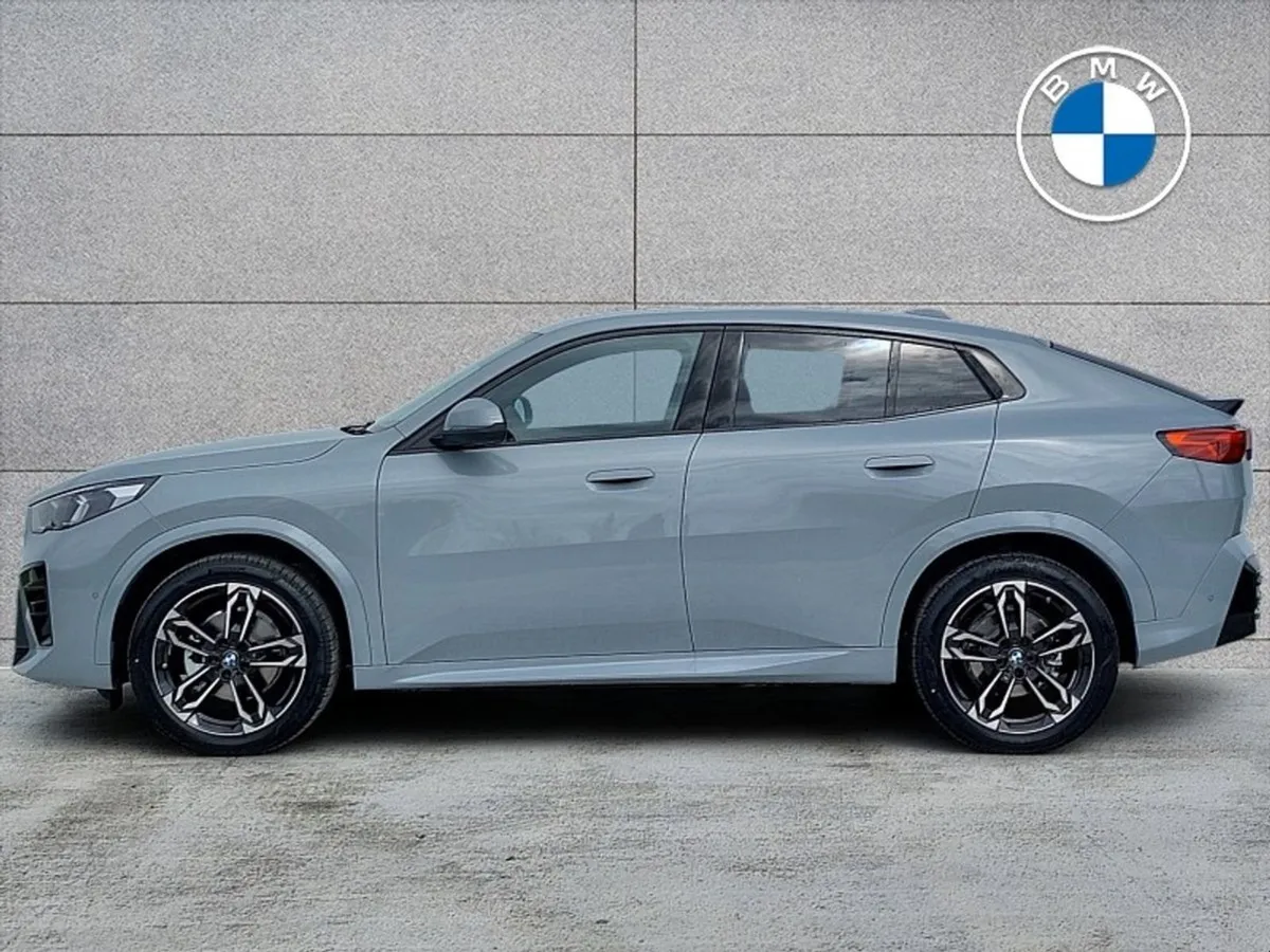 BMW iX2 Edrive20 M Sport - Image 3