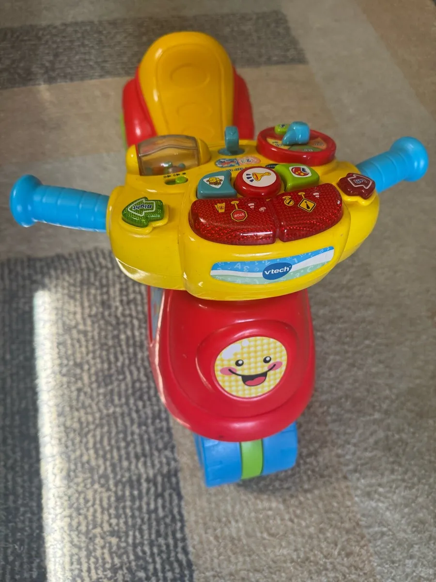 Vtech 2-in-1 Learn & Zoom Motorbike - Image 1