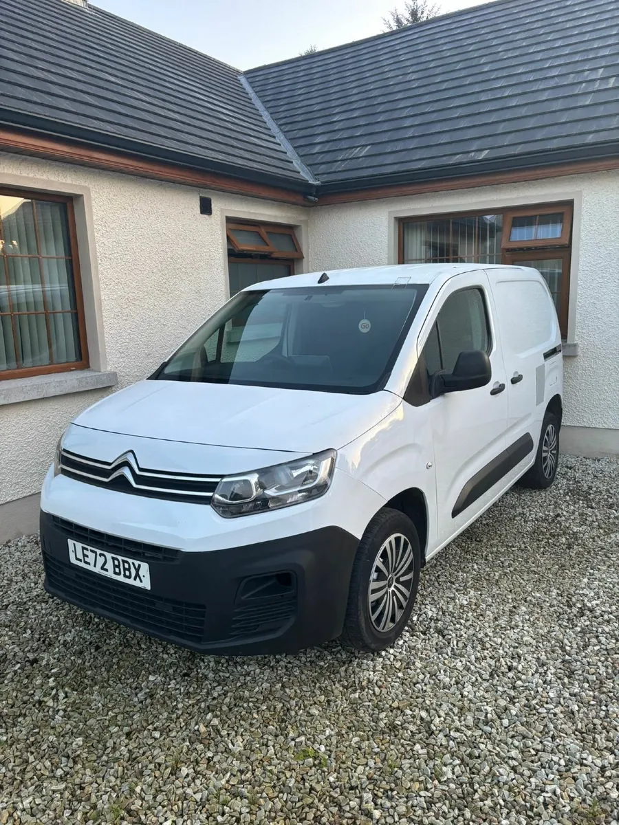 Citroen Berlingo 2023 - Image 1