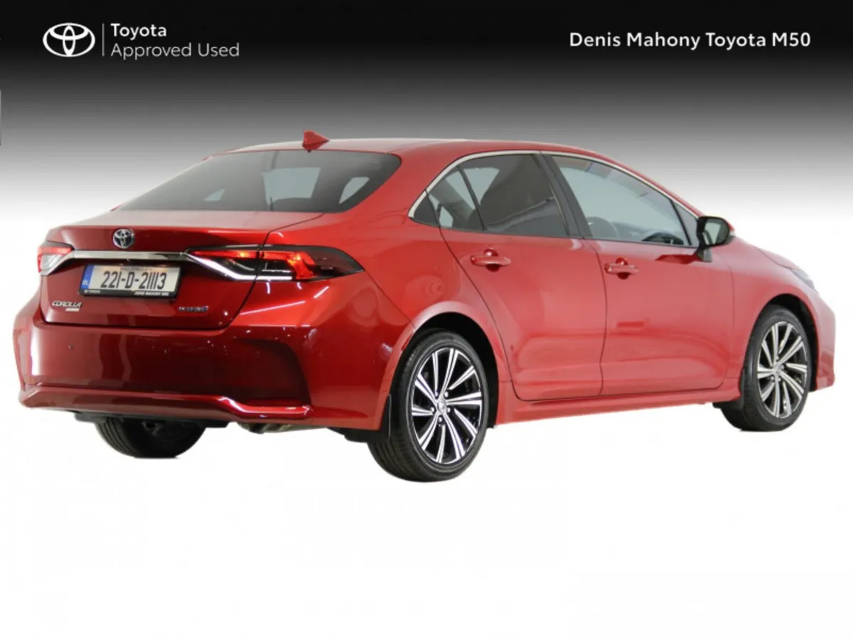 Toyota Corolla Hybrid Luna Sport Auto - Image 2